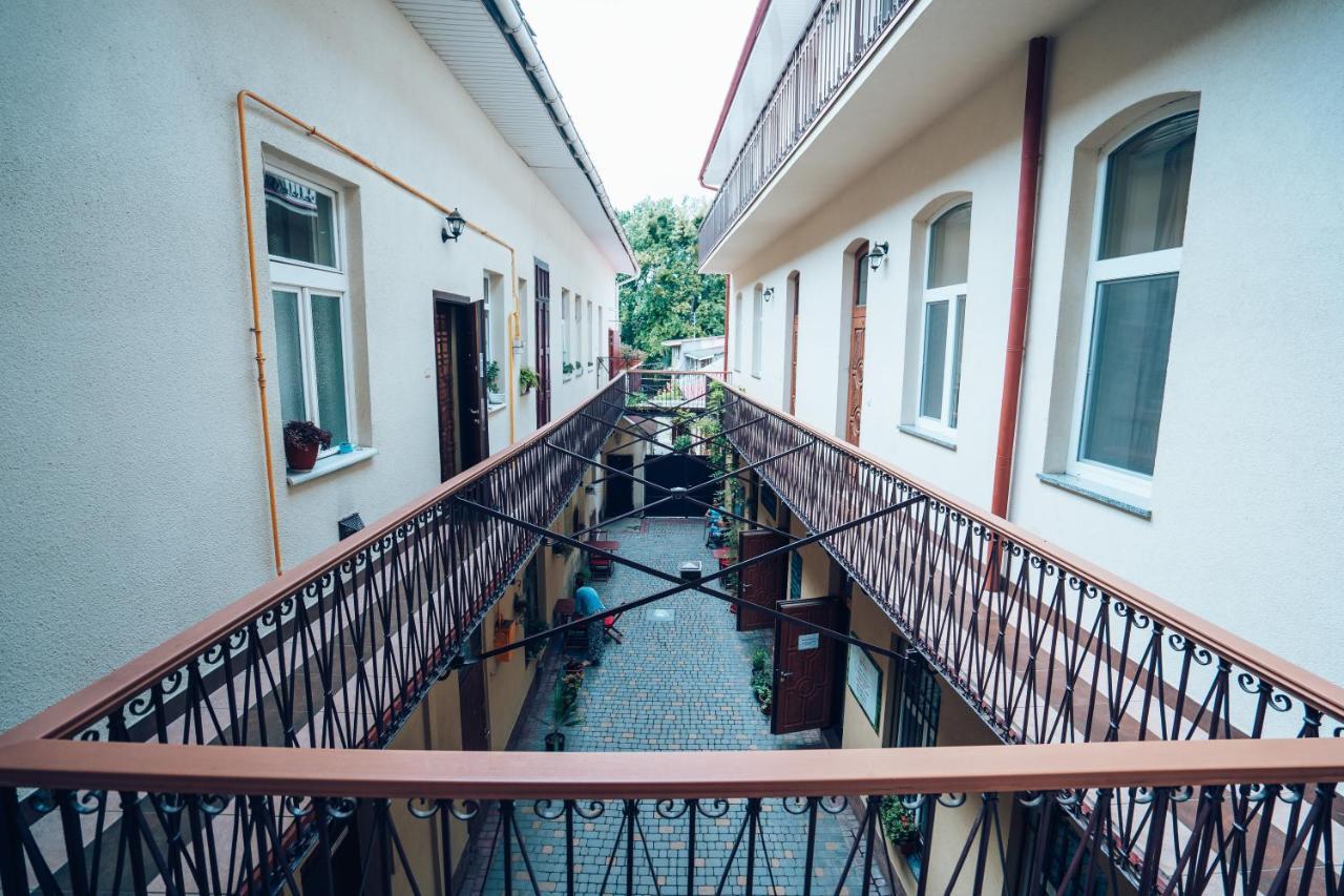 Wonderful Flat On City Center Uzhhorod Exterior photo
